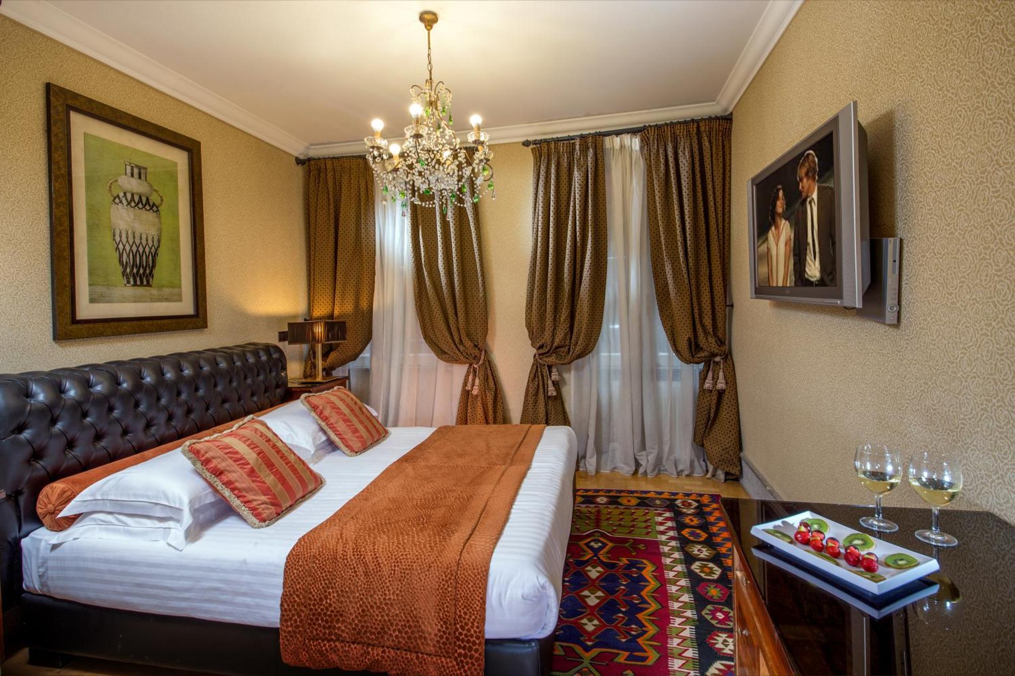The At The Forum Elegant Collection - The Forum Guest house Rome