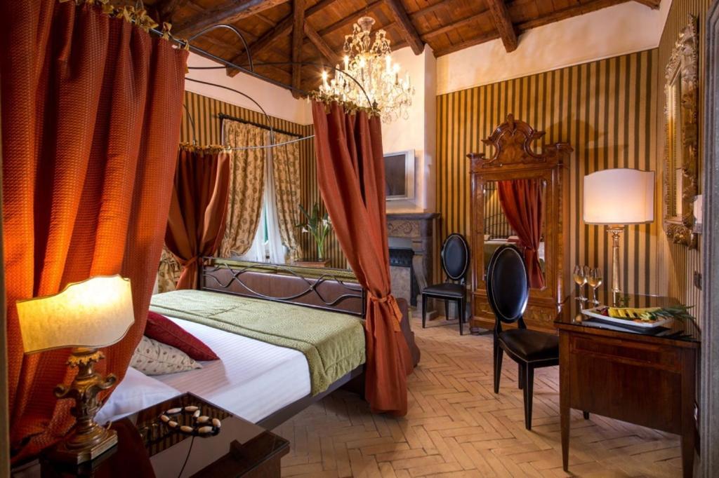 The At The Forum Elegant Collection - The Forum Guest house *